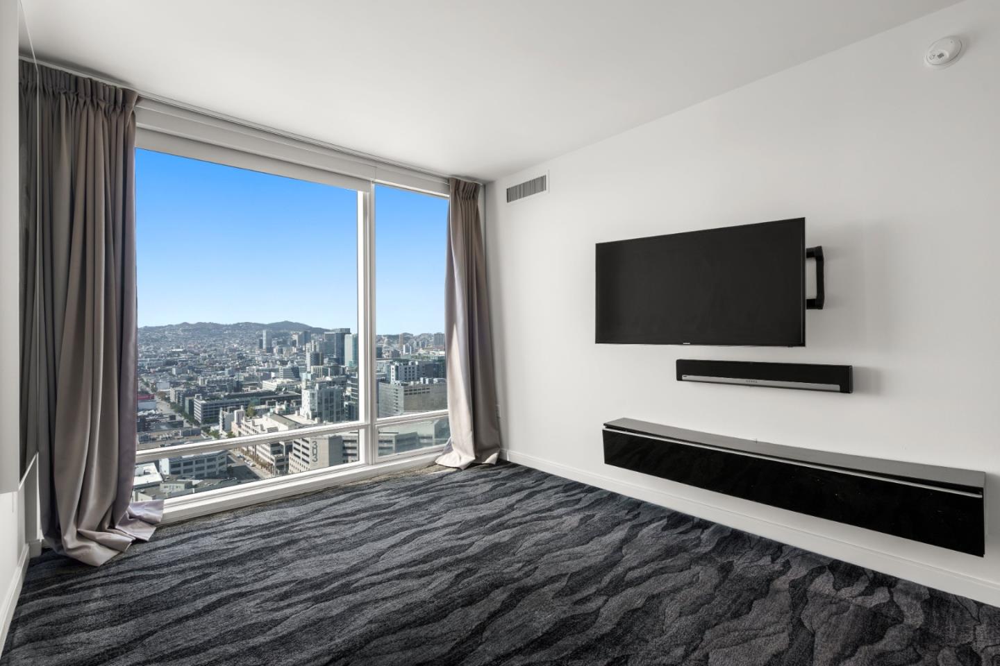 Detail Gallery Image 4 of 44 For 425 1st St #2903,  San Francisco,  CA 94105 - 3 Beds | 3 Baths