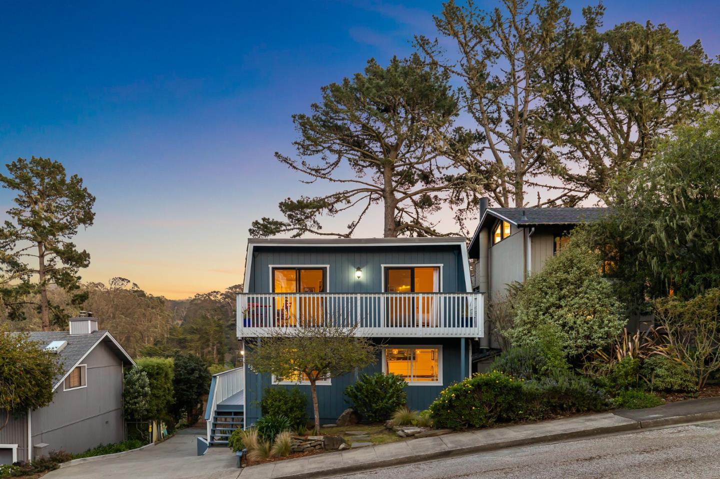 Detail Gallery Image 1 of 1 For 1315 Birch St, Montara,  CA 94037 - 3 Beds | 2 Baths