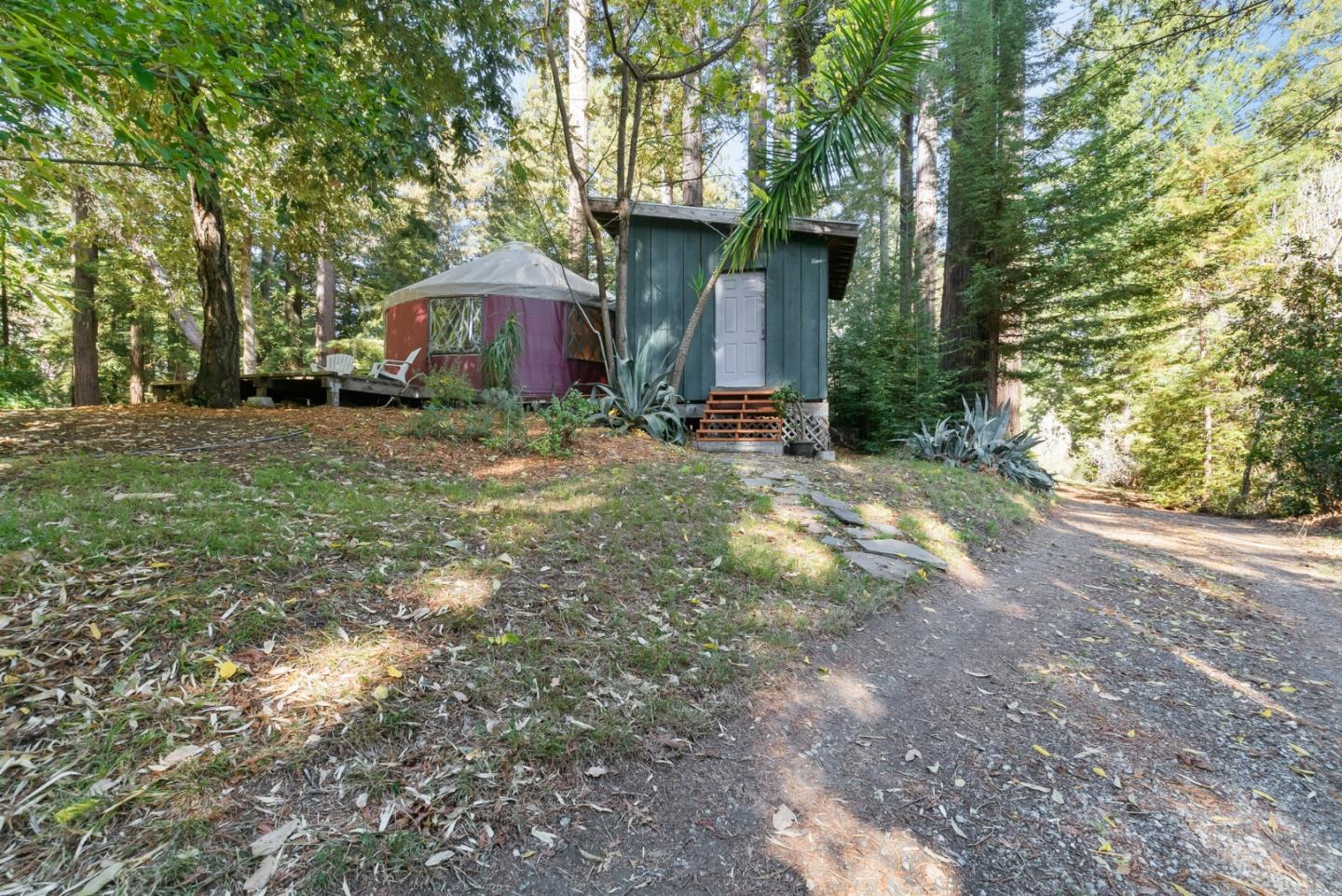 6121 Fern Flat Rd, Aptos, CA 95003 1 Beds 1/1 Baths (Canceled