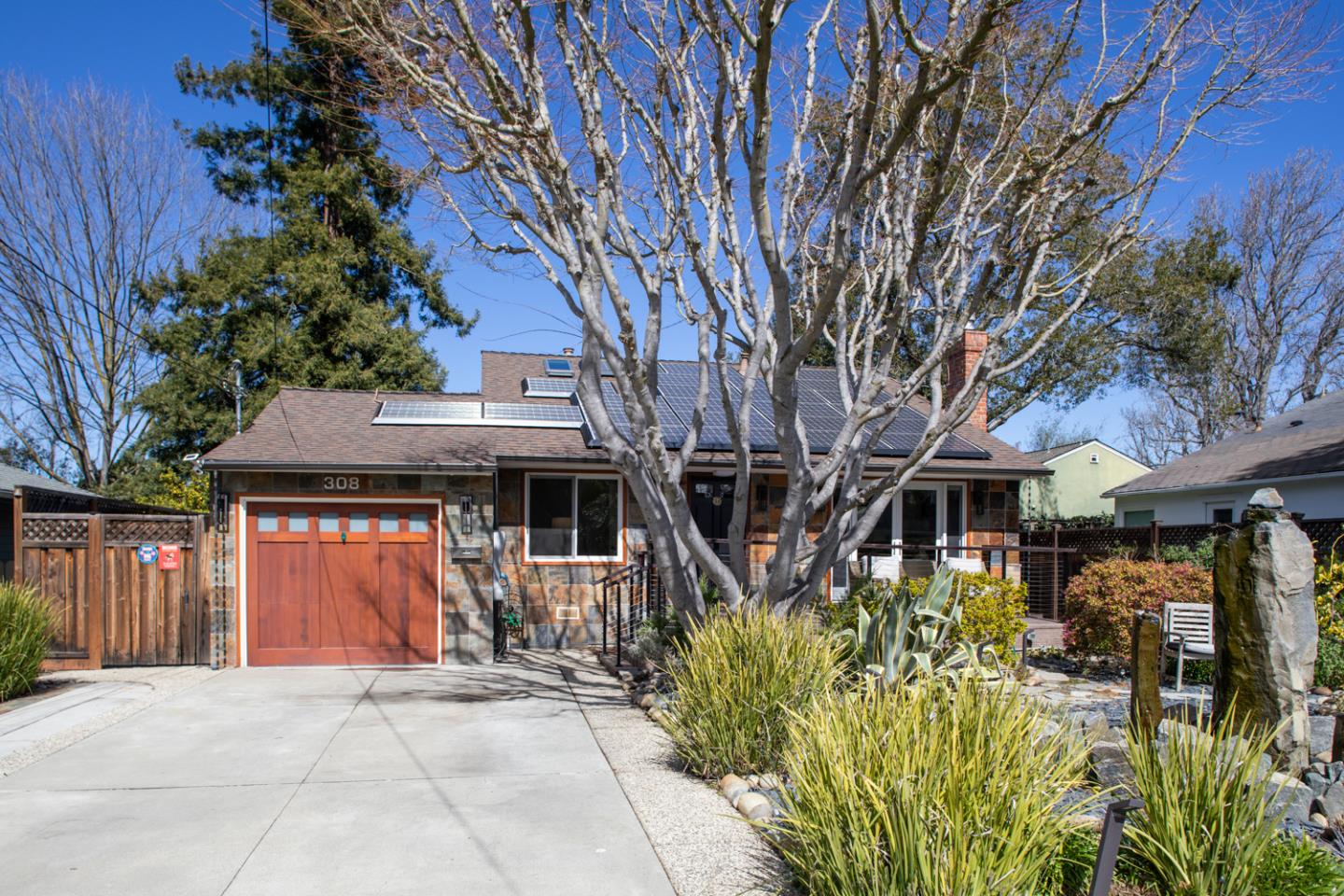 Detail Gallery Image 1 of 1 For 308 Chester St, Menlo Park,  CA 94025 - 3 Beds | 2 Baths