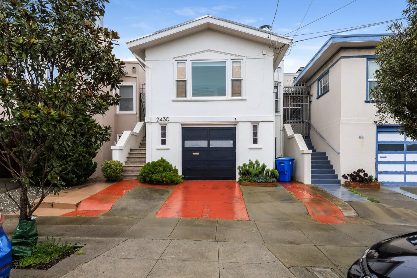 Detail Gallery Image 1 of 25 For 2430 33rd Ave, San Francisco,  CA 94116 - 3 Beds | 2 Baths