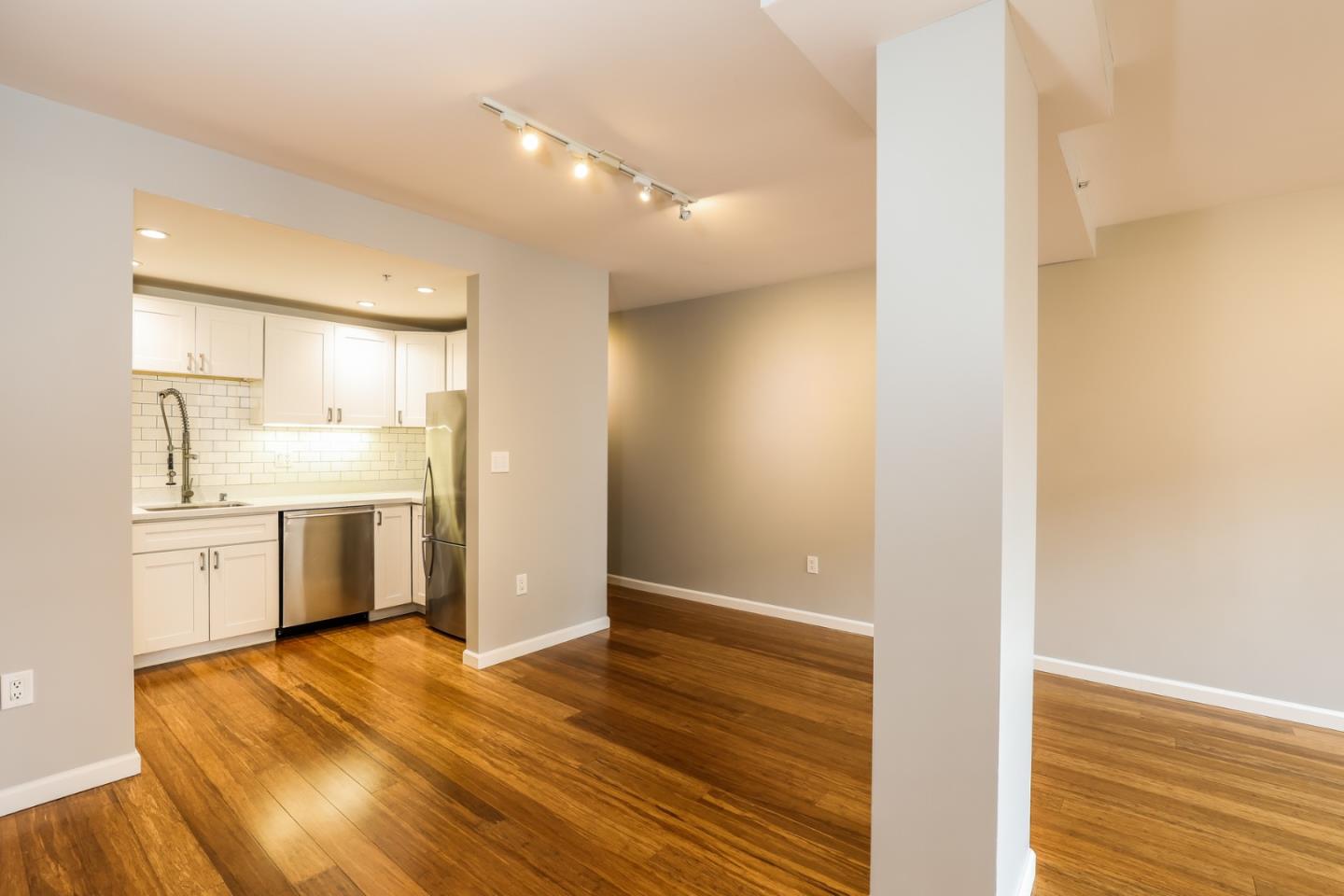 Detail Gallery Image 10 of 25 For 1635 California St #31,  San Francisco,  CA 94109 - 2 Beds | 2 Baths