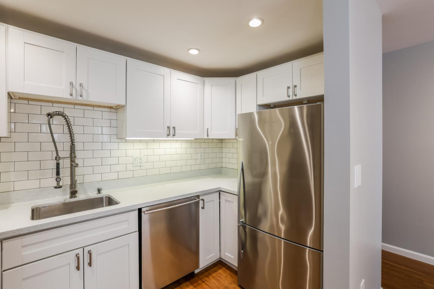 Detail Gallery Image 13 of 25 For 1635 California St #31,  San Francisco,  CA 94109 - 2 Beds | 2 Baths