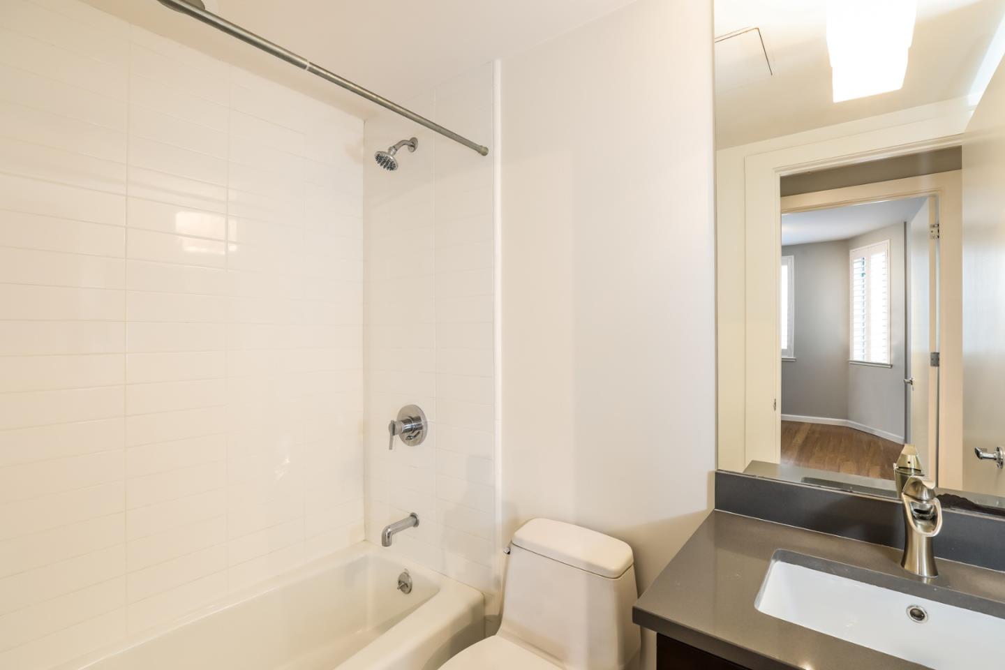 Detail Gallery Image 20 of 25 For 1635 California St #31,  San Francisco,  CA 94109 - 2 Beds | 2 Baths