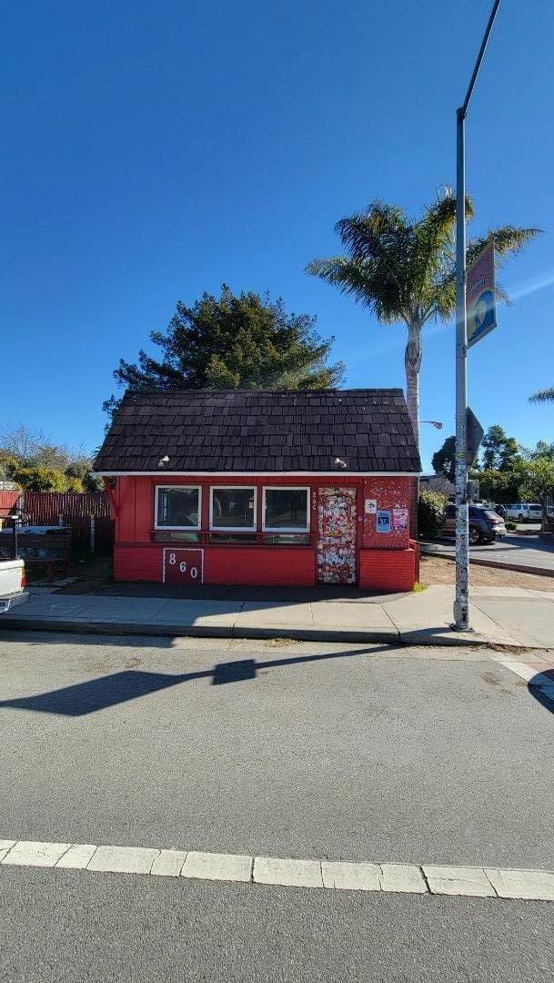 Detail Gallery Image 1 of 1 For 860 41st Ave, Capitola,  CA 95010 - – Beds | – Baths