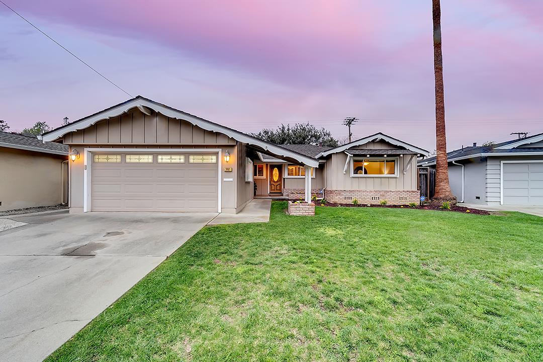 Detail Gallery Image 1 of 1 For 2461 Cordoba Way, San Jose,  CA 95125 - 4 Beds | 2 Baths