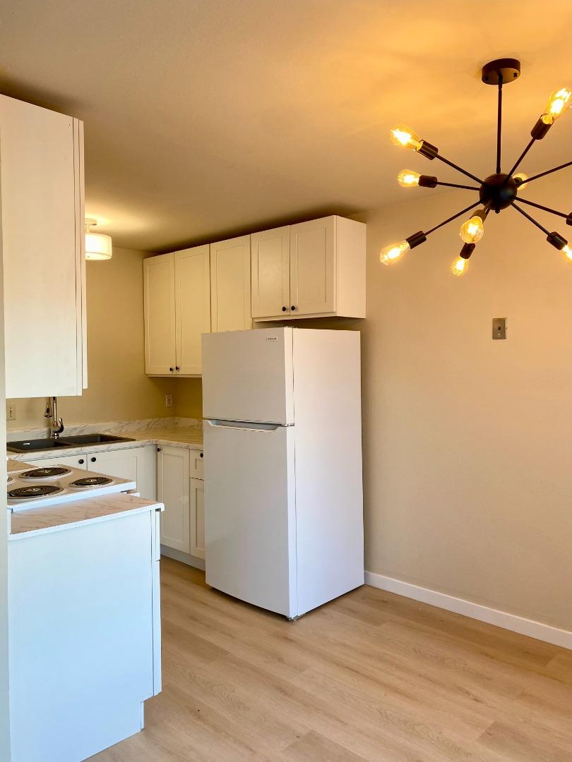 Detail Gallery Image 3 of 7 For 560 Lisbon St #6,  Daly City,  CA 94014 - 2 Beds | 1 Baths