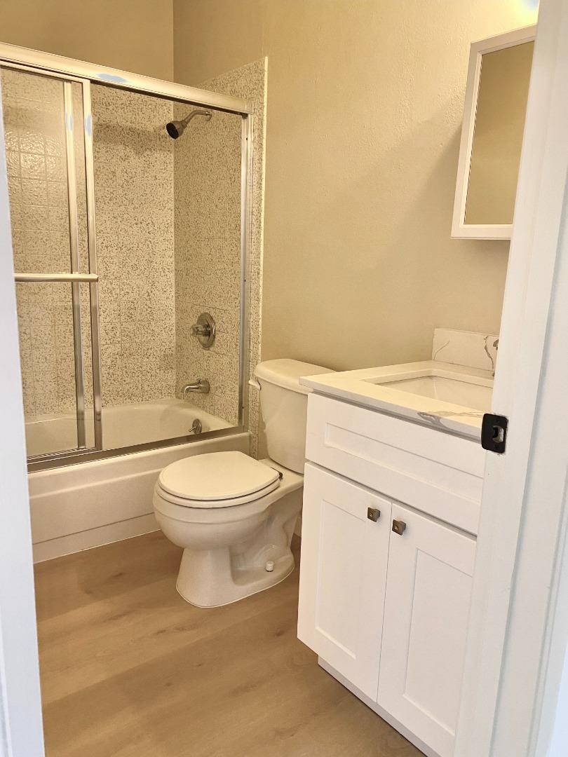 Detail Gallery Image 6 of 7 For 560 Lisbon St #6,  Daly City,  CA 94014 - 2 Beds | 1 Baths