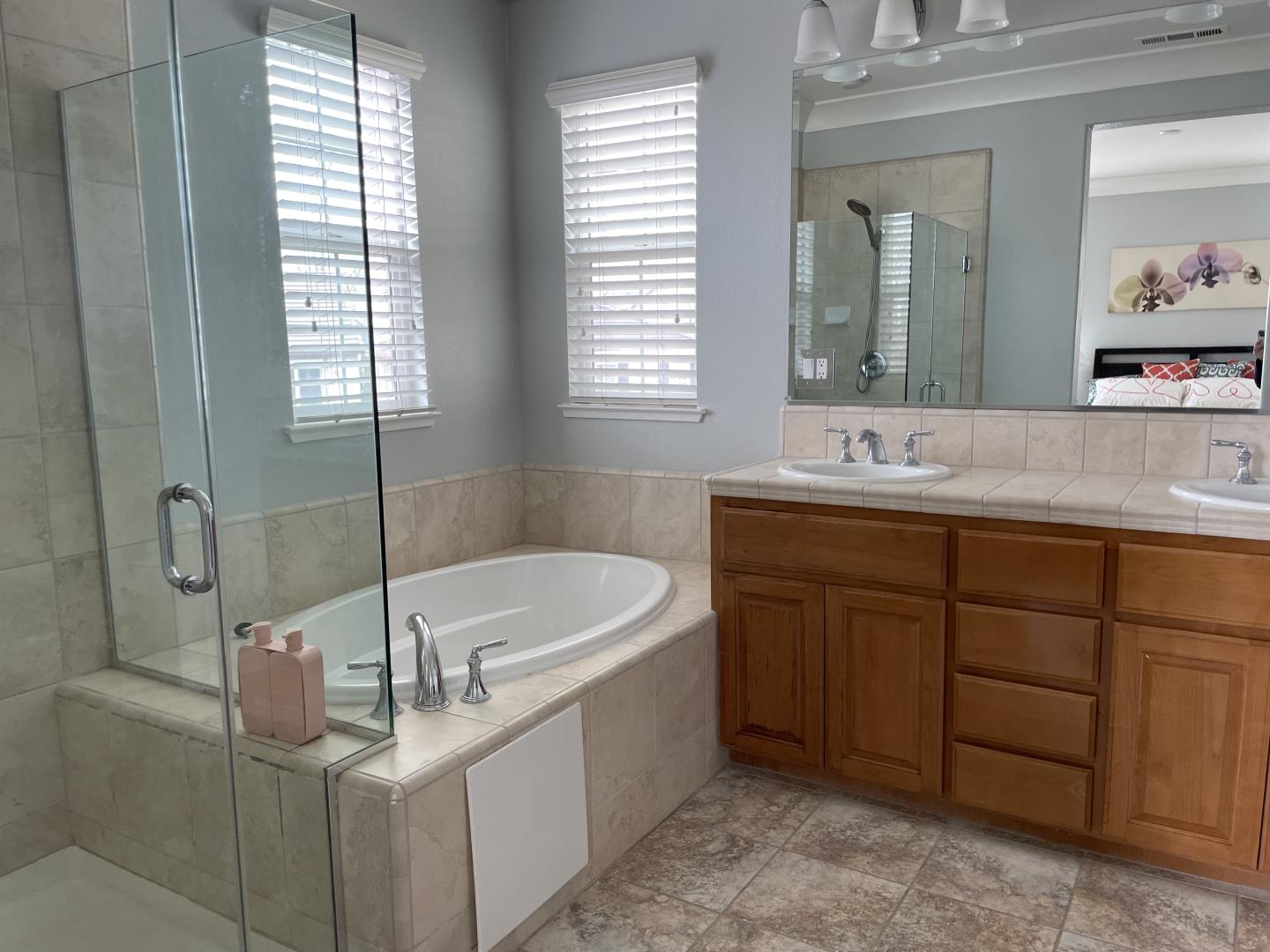 Detail Gallery Image 5 of 11 For 2020 Heather Glen Dr, San Jose,  CA 95130 - 3 Beds | 2/1 Baths