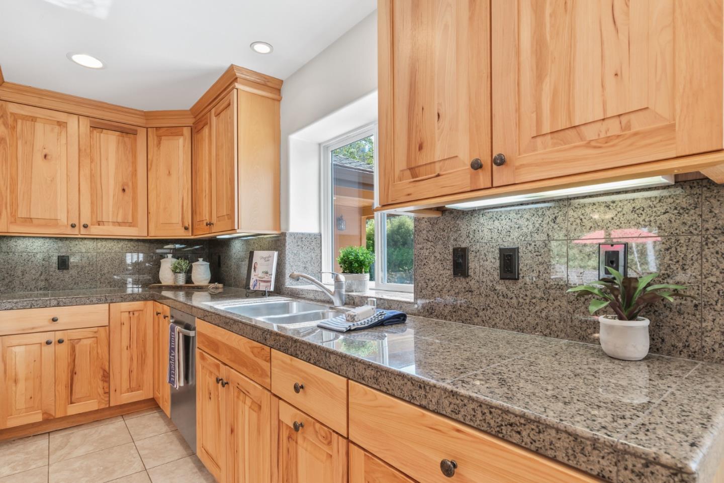 Detail Gallery Image 20 of 60 For 3373 Allred Ln, Soquel,  CA 95073 - 3 Beds | 2 Baths