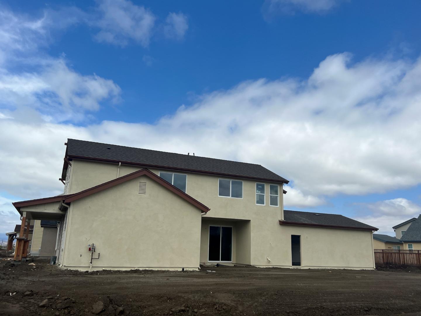 656 Bikle Dr, King City, CA 93930 photo 2