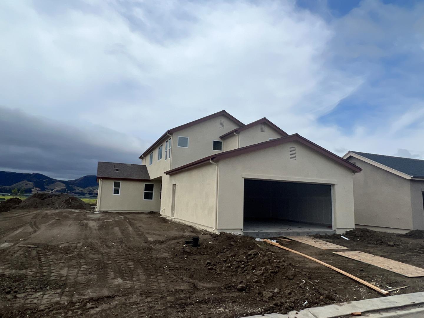 656 Bikle Dr, King City, CA 93930 photo 4