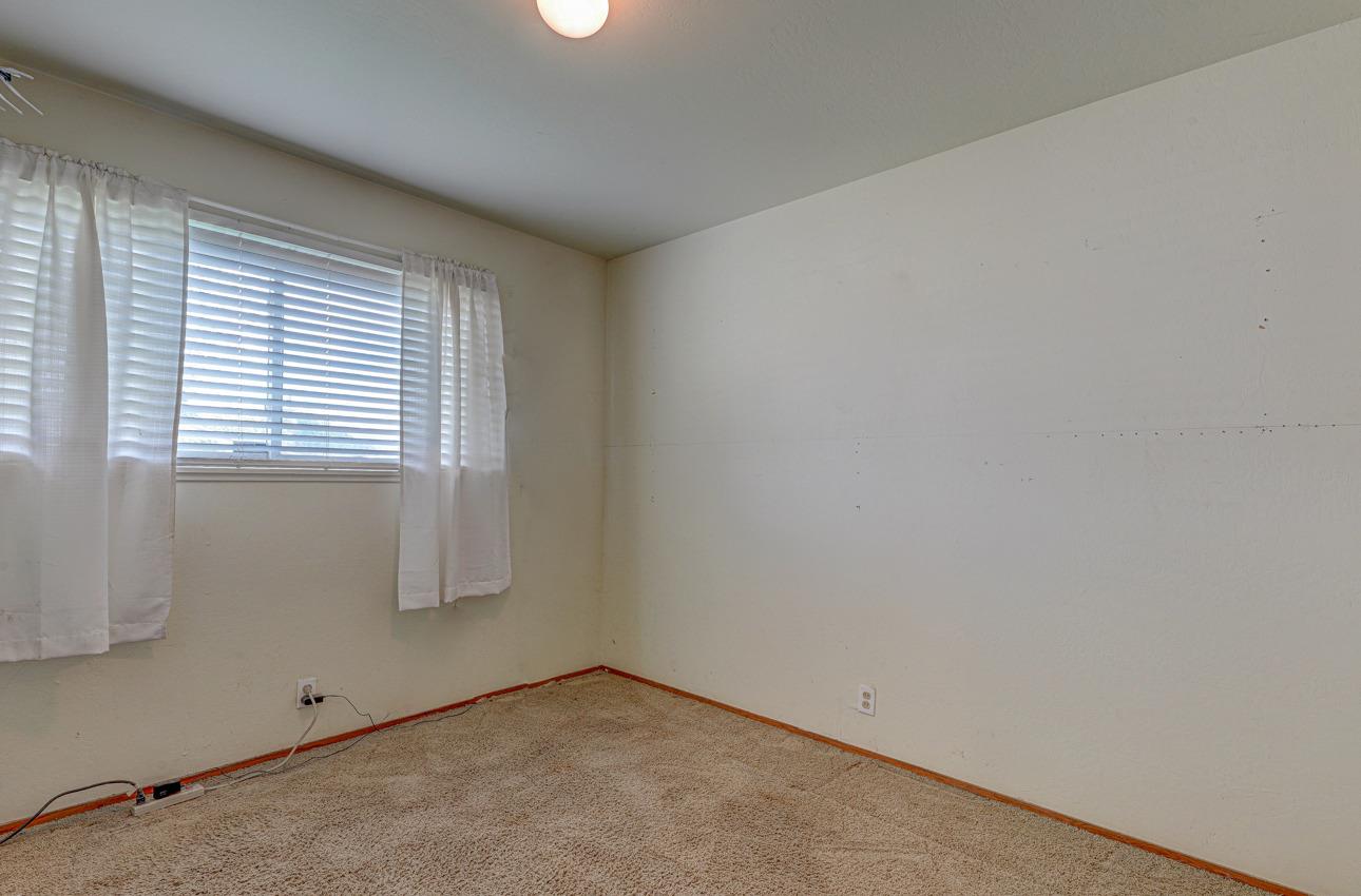 832 Columbia Ave, Monterey County, CA 93901 photo 16