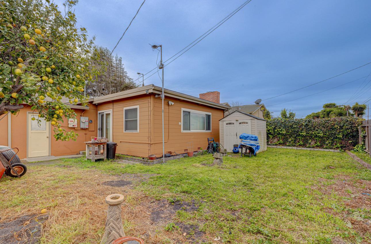 832 Columbia Ave, Monterey County, CA 93901 photo 22