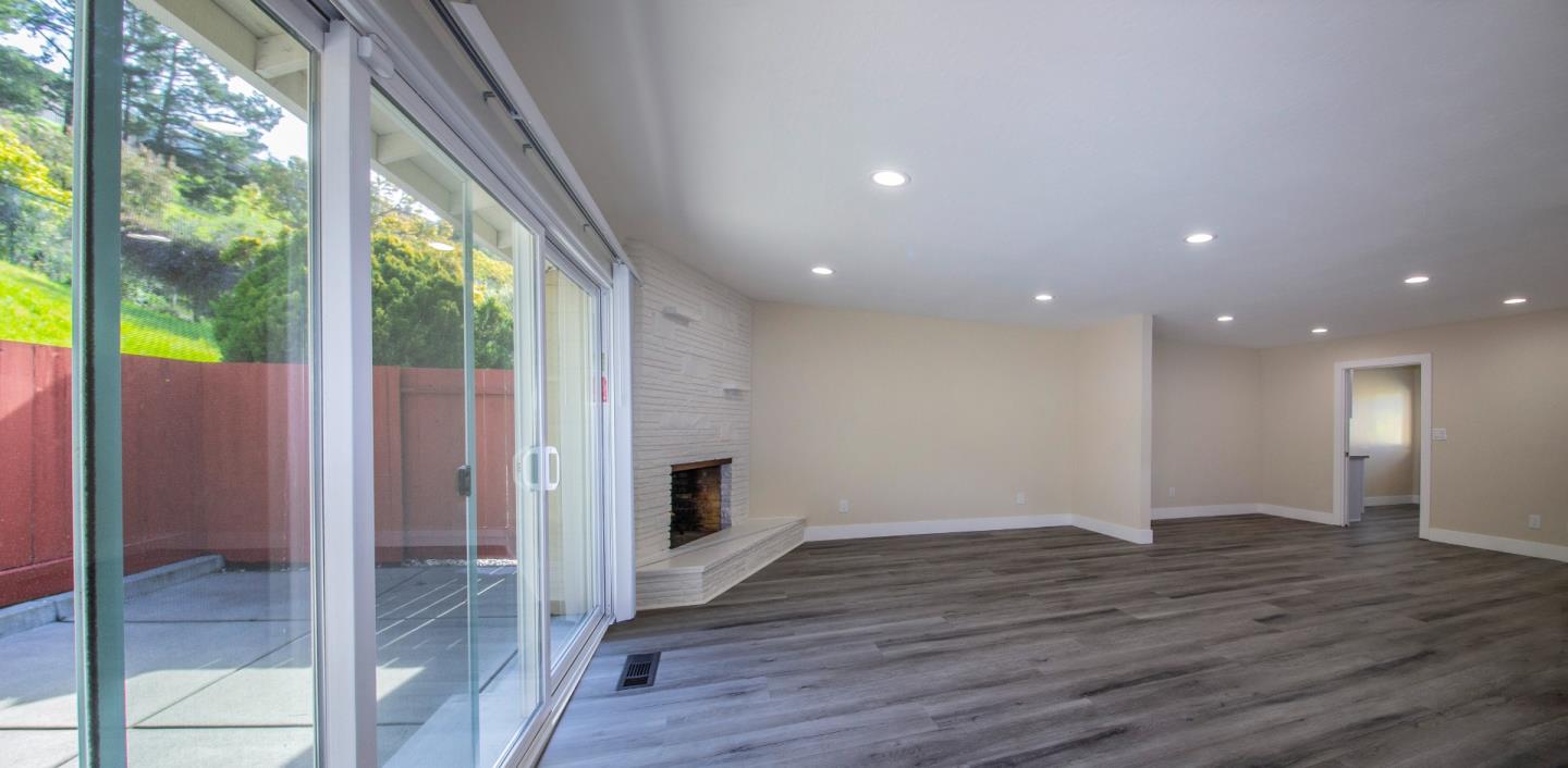 Detail Gallery Image 11 of 38 For 3309-3311 Shasta Dr, San Mateo,  CA 94403 - – Beds | – Baths
