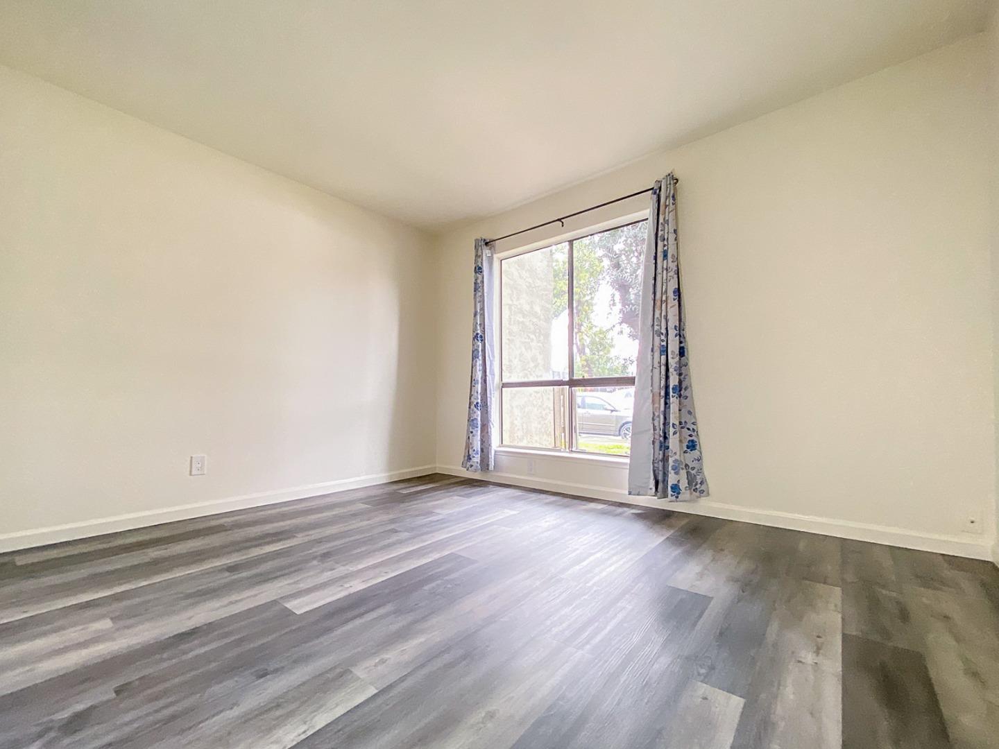 Detail Gallery Image 7 of 13 For 3819 7 Trees Blvd #109,  San Jose,  CA 95111 - 2 Beds | 2 Baths
