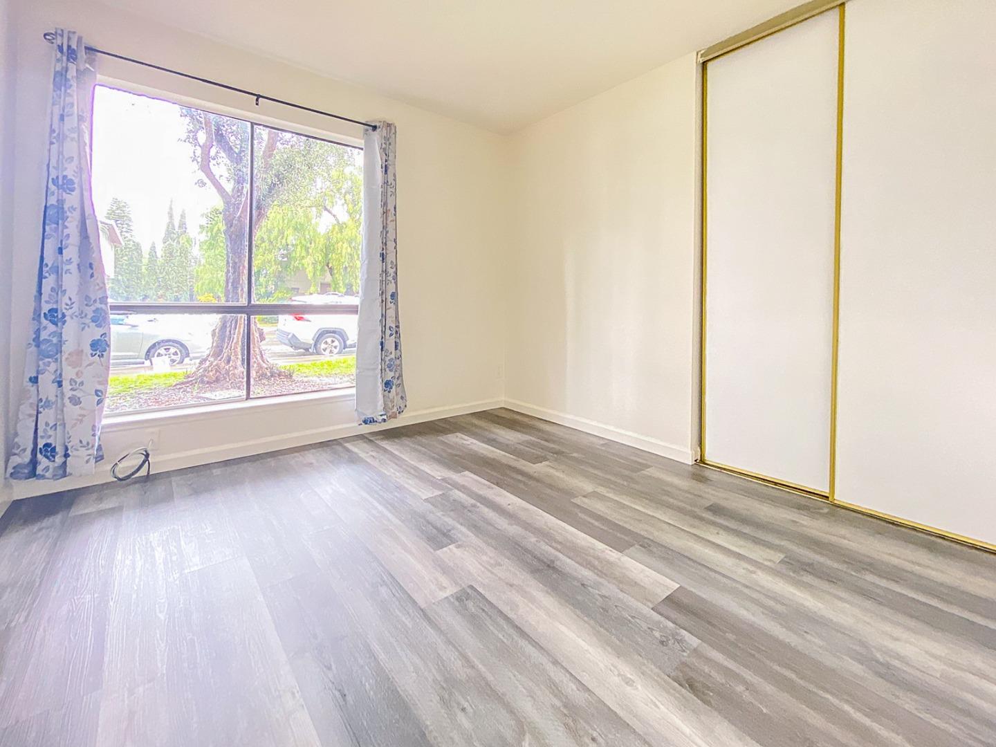 Detail Gallery Image 8 of 13 For 3819 7 Trees Blvd #109,  San Jose,  CA 95111 - 2 Beds | 2 Baths