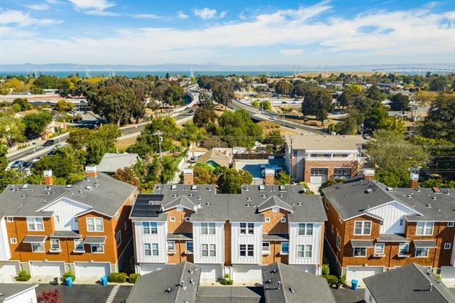 Detail Gallery Image 1 of 1 For 310 S Humboldt St, San Mateo,  CA 94401 - 3 Beds | 3 Baths