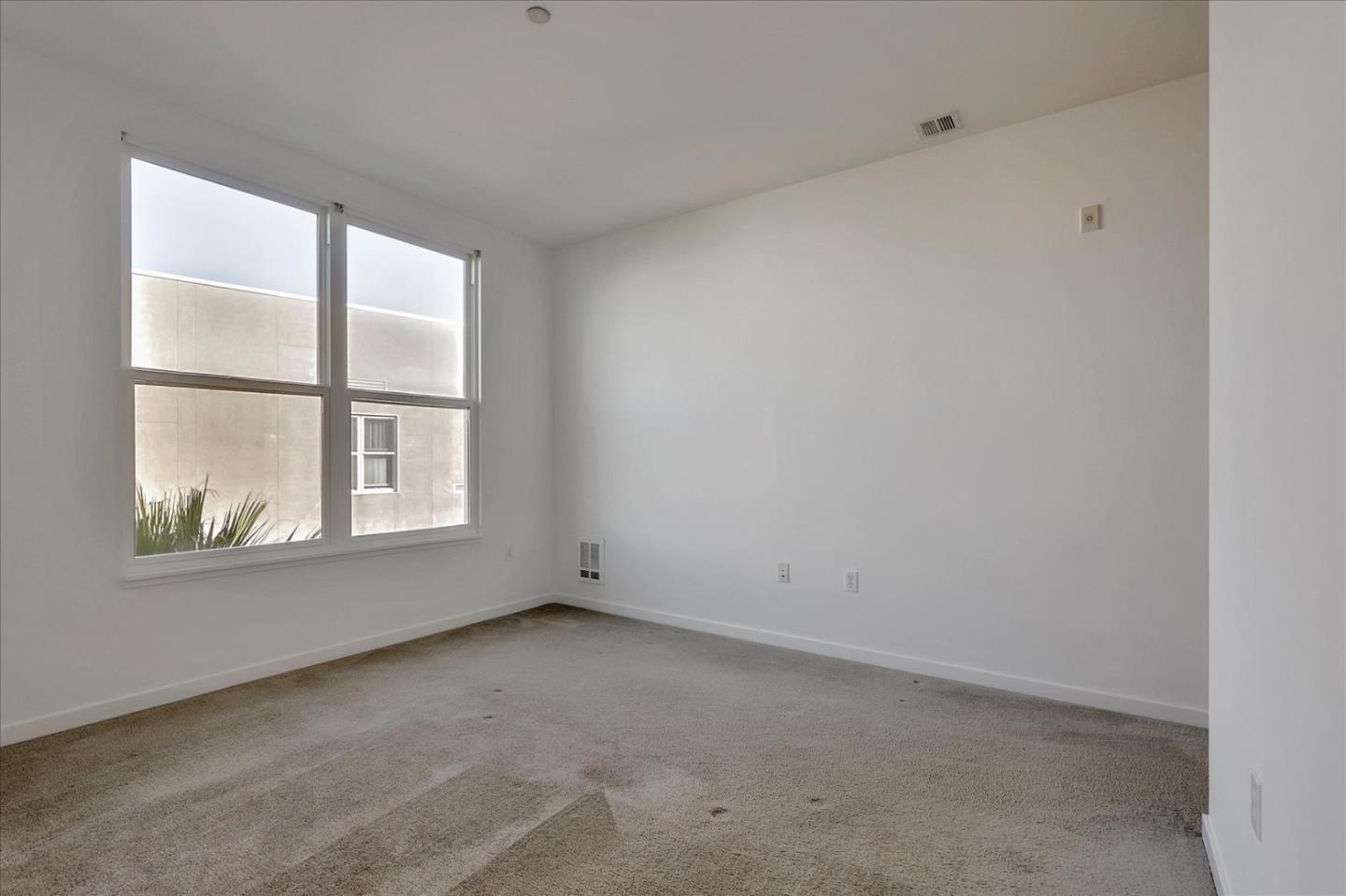 Detail Gallery Image 11 of 47 For 5900 3rd St #2408,  San Francisco,  CA 94124 - 2 Beds | 2 Baths