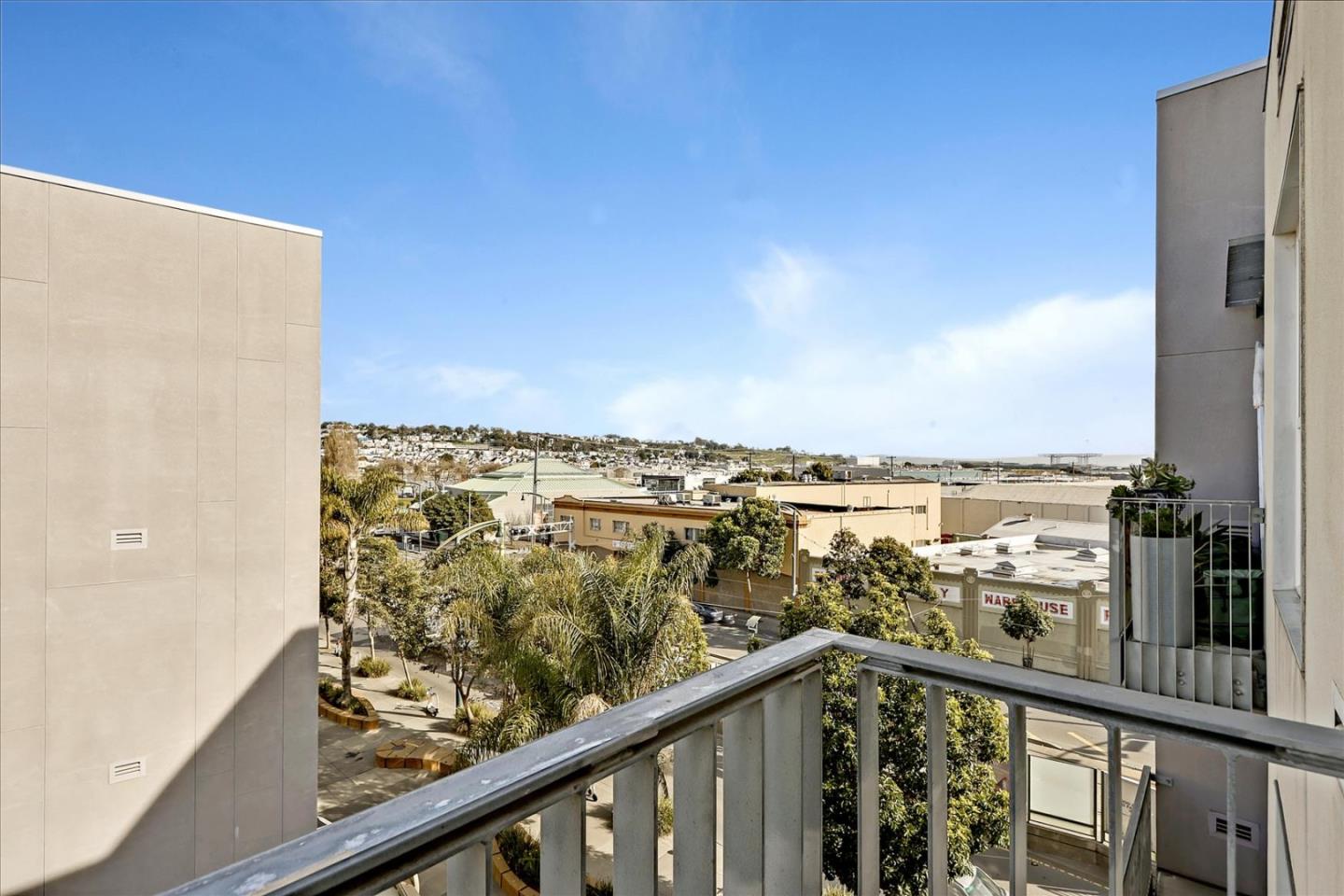 Detail Gallery Image 24 of 47 For 5900 3rd St #2408,  San Francisco,  CA 94124 - 2 Beds | 2 Baths