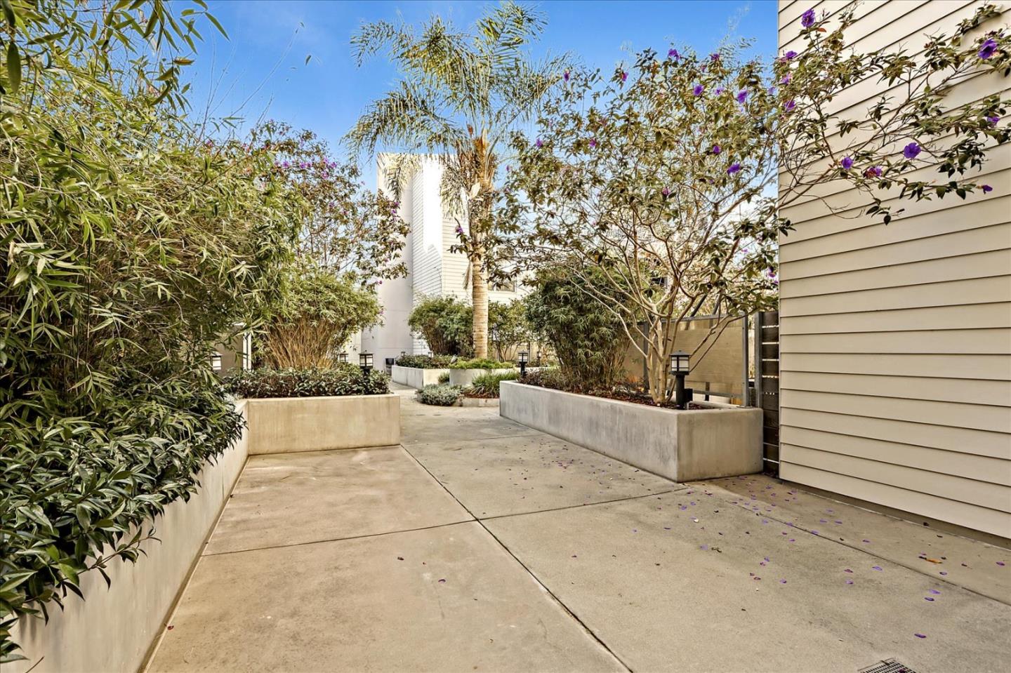 Detail Gallery Image 34 of 47 For 5900 3rd St #2408,  San Francisco,  CA 94124 - 2 Beds | 2 Baths