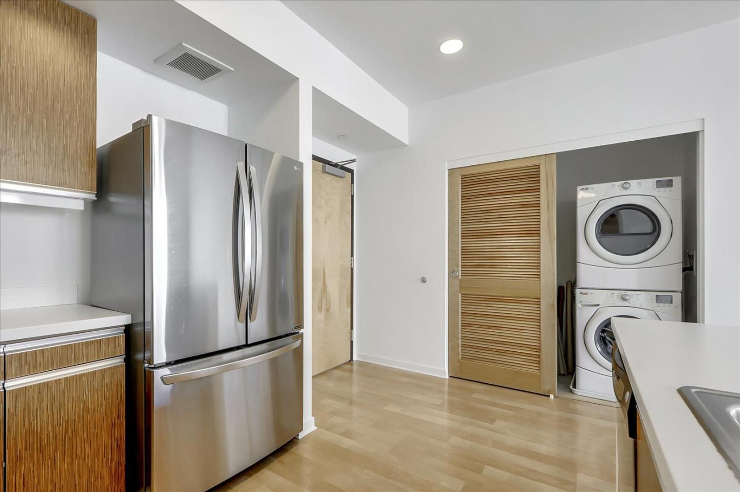 Detail Gallery Image 5 of 47 For 5900 3rd St #2408,  San Francisco,  CA 94124 - 2 Beds | 2 Baths