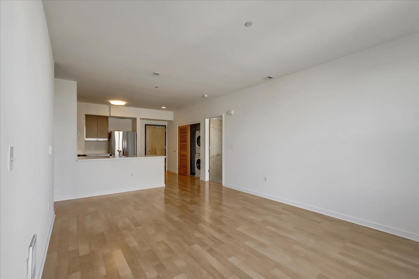 Detail Gallery Image 8 of 47 For 5900 3rd St #2408,  San Francisco,  CA 94124 - 2 Beds | 2 Baths