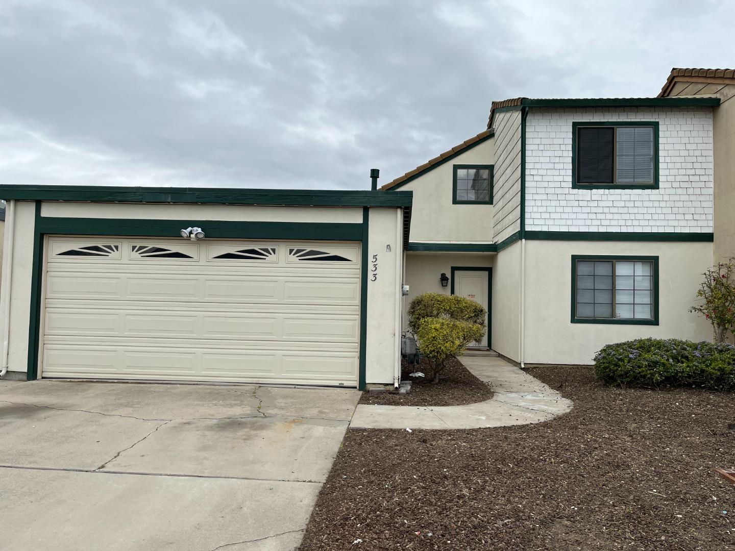 533 Victor St, Salinas, CA 93907 photo 2