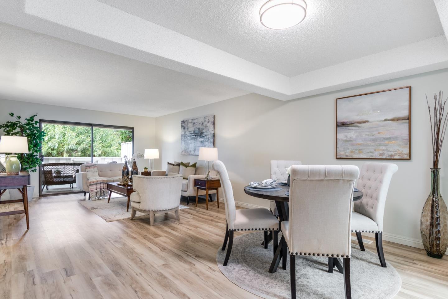 Detail Gallery Image 1 of 16 For 5300 Cribari Hts, San Jose,  CA 95135 - 2 Beds | 2 Baths