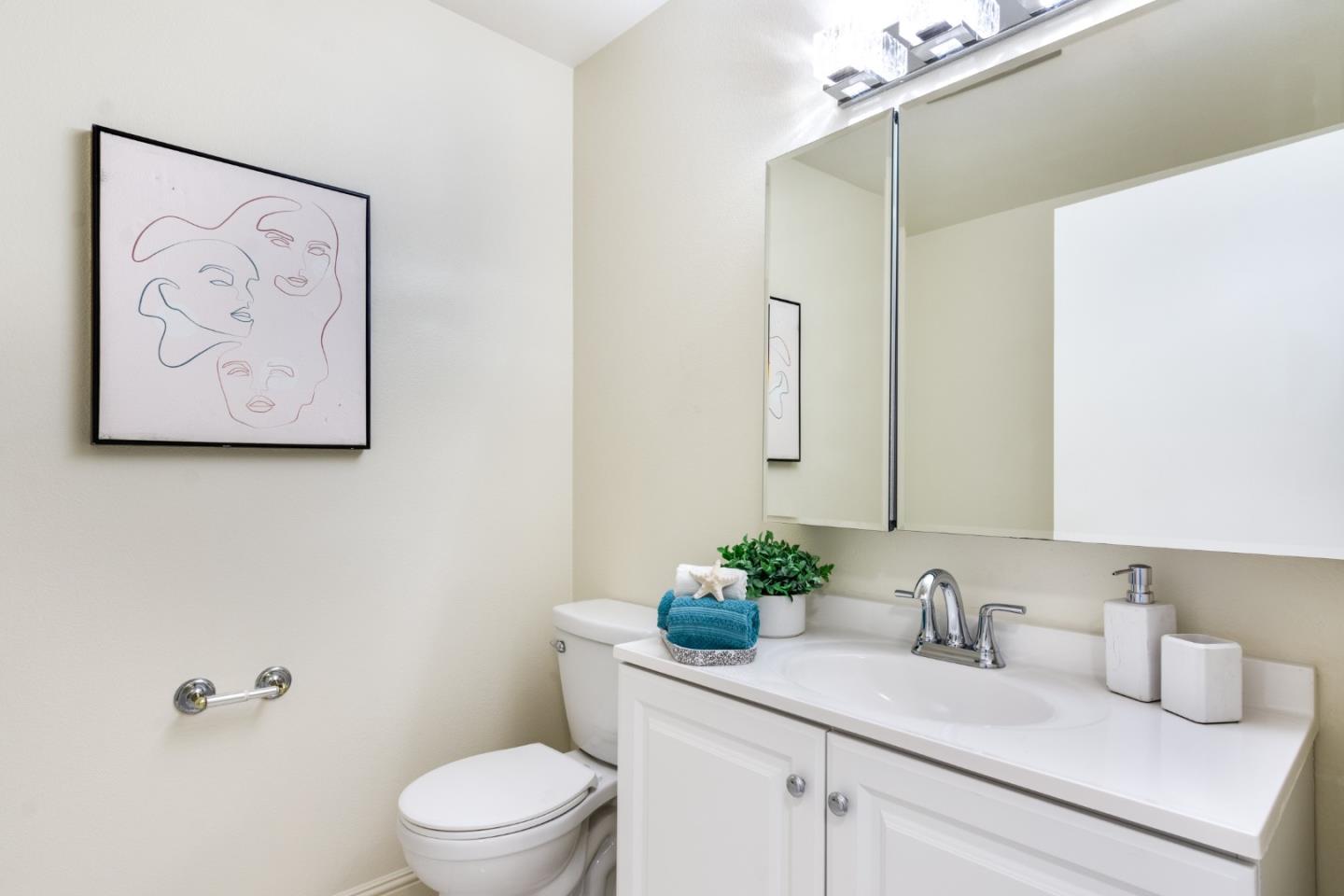 Detail Gallery Image 11 of 16 For 5300 Cribari Hts, San Jose,  CA 95135 - 2 Beds | 2 Baths