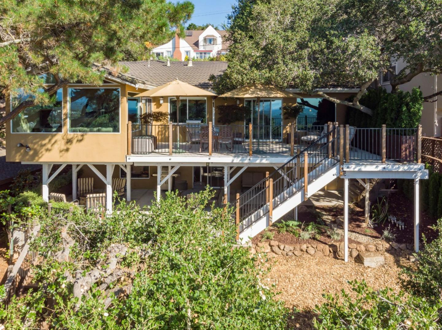 Detail Gallery Image 49 of 51 For 1191 Buckland Ave, San Carlos,  CA 94070 - 4 Beds | 2 Baths