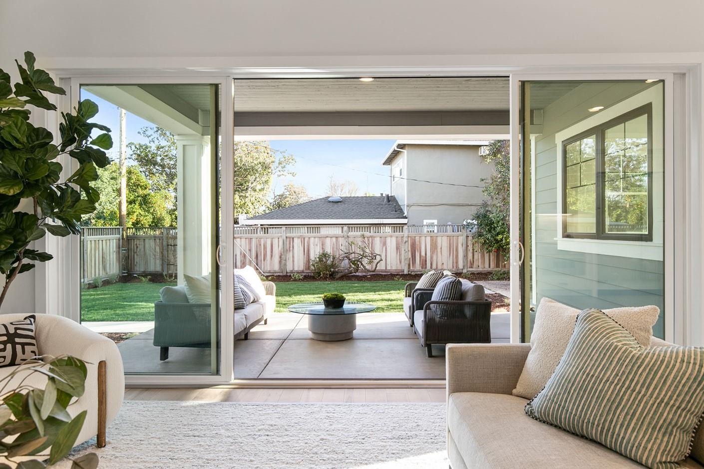 Detail Gallery Image 10 of 20 For 2276 Shibley Ave, San Jose,  CA 95125 - 5 Beds | 4/1 Baths