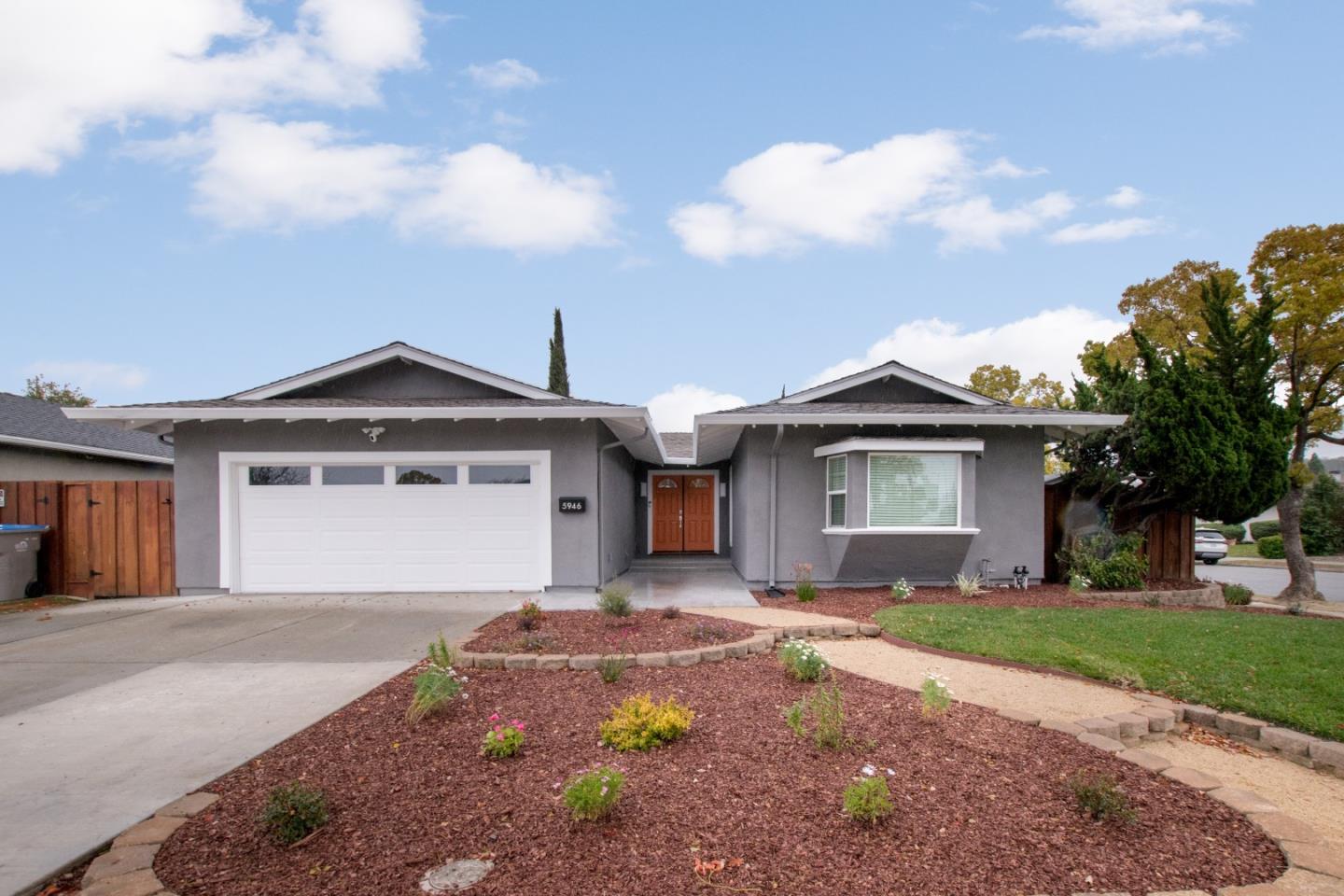 Front Image Thumbnail for ML81921709