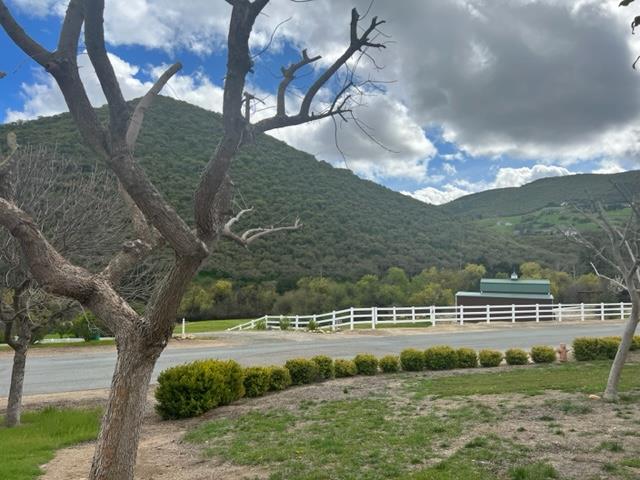 Detail Gallery Image 6 of 31 For 45135 Palomino Rd, King City,  CA 93930 - 4 Beds | 2/1 Baths