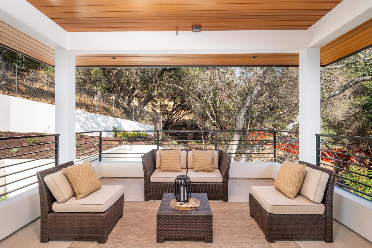 Detail Gallery Image 34 of 81 For 2280 Ralston Ave, Belmont,  CA 94002 - 5 Beds | 5/1 Baths