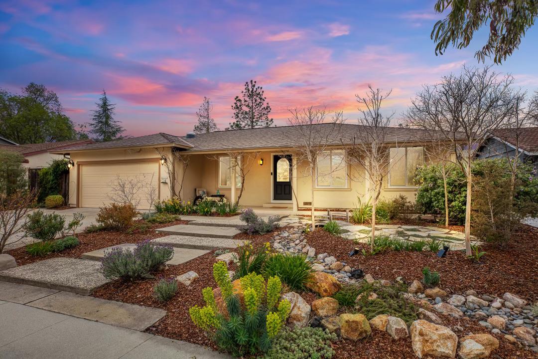 Detail Gallery Image 1 of 1 For 6067 Knoll Park Ct, San Jose,  CA 95120 - 3 Beds | 2/1 Baths