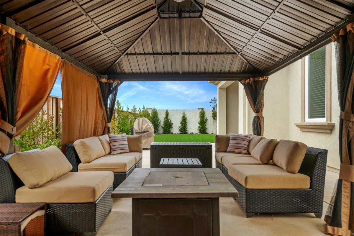 Detail Gallery Image 35 of 45 For 1945 via Tolentino, Morgan Hill,  CA 95037 - 4 Beds | 4/1 Baths