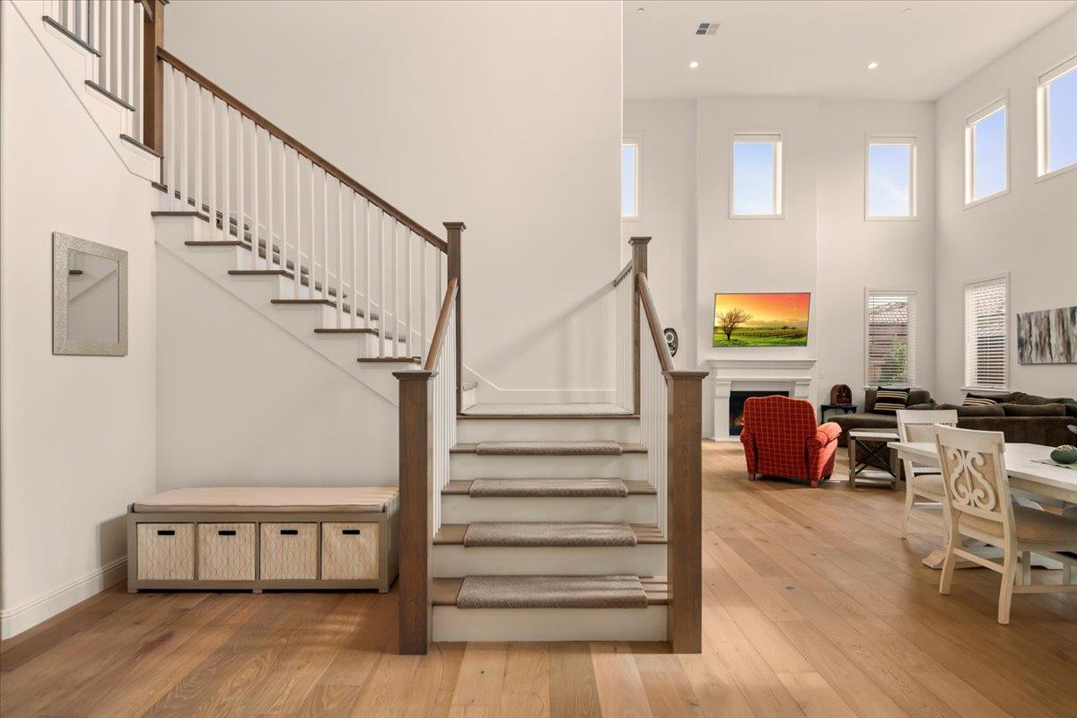 Detail Gallery Image 6 of 45 For 1945 via Tolentino, Morgan Hill,  CA 95037 - 4 Beds | 4/1 Baths