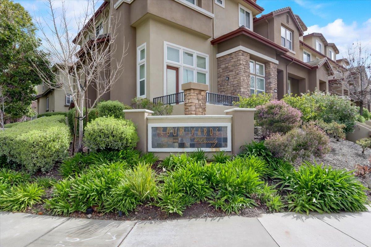 Detail Gallery Image 1 of 1 For 1768 Ringwood Ave, San Jose,  CA 95131 - 4 Beds | 3/1 Baths