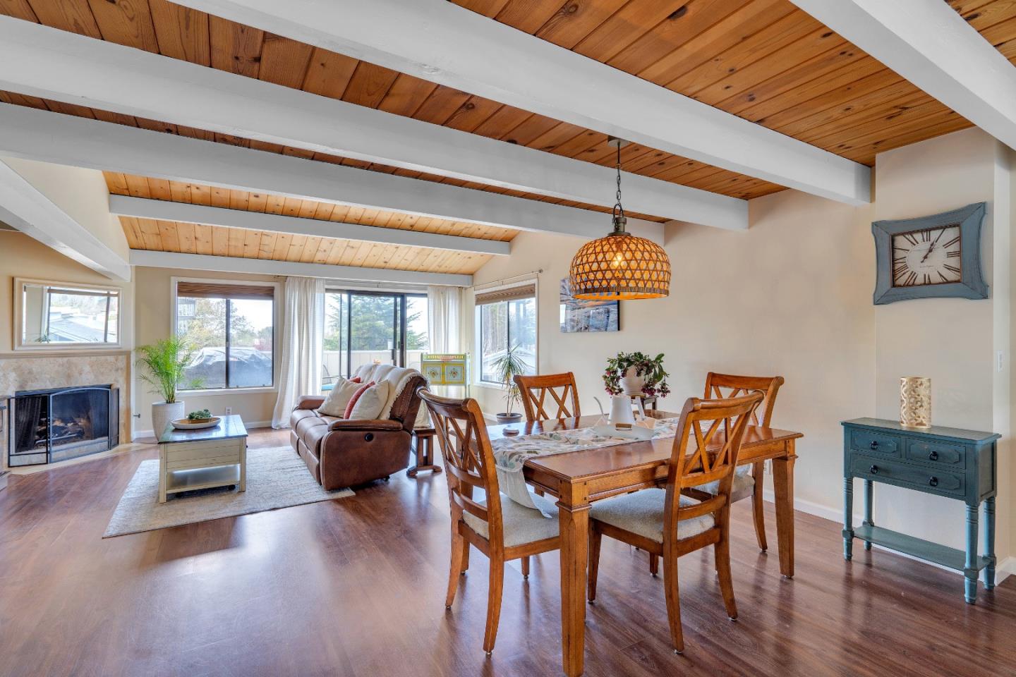 Detail Gallery Image 24 of 79 For 2058 Seascape Blvd, Aptos,  CA 95003 - 2 Beds | 2/1 Baths