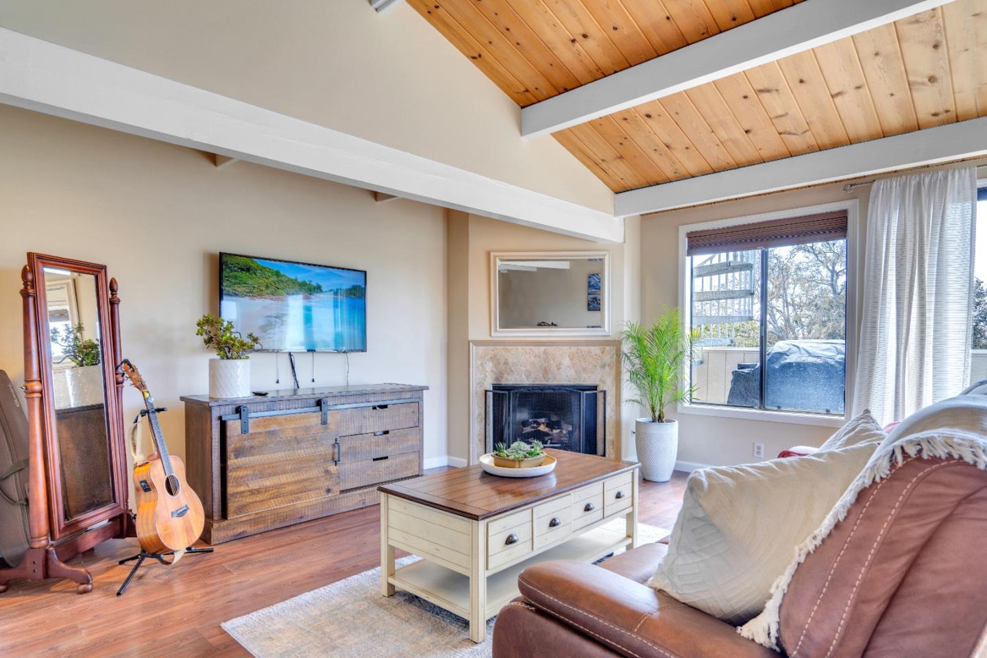 Detail Gallery Image 25 of 79 For 2058 Seascape Blvd, Aptos,  CA 95003 - 2 Beds | 2/1 Baths