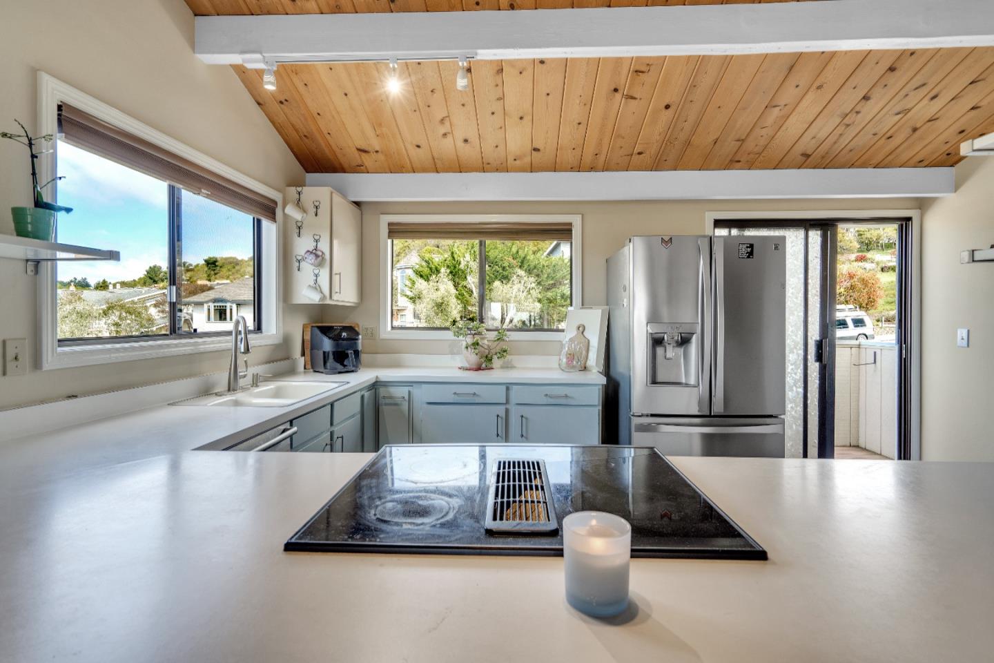 Detail Gallery Image 31 of 79 For 2058 Seascape Blvd, Aptos,  CA 95003 - 2 Beds | 2/1 Baths