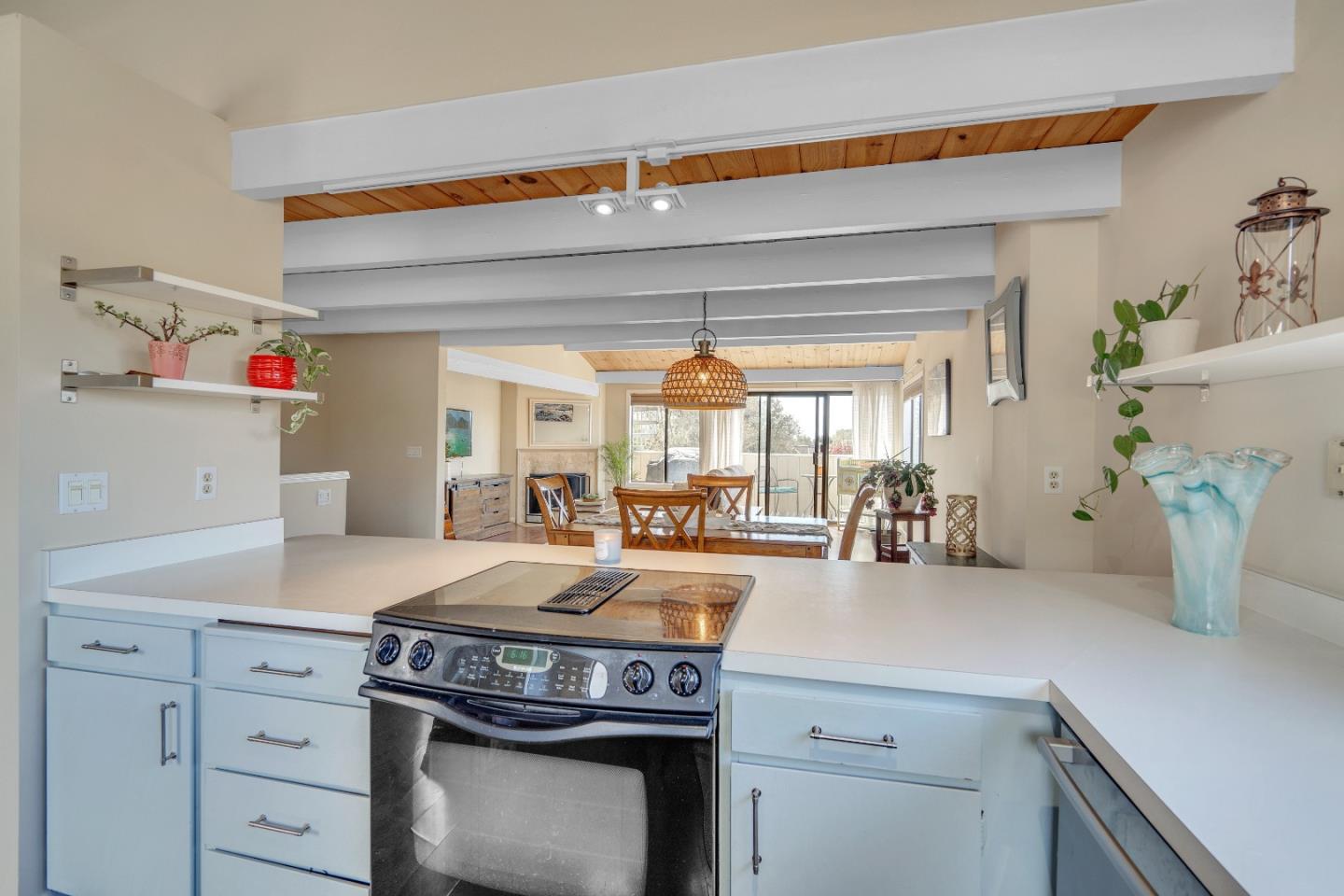 Detail Gallery Image 32 of 79 For 2058 Seascape Blvd, Aptos,  CA 95003 - 2 Beds | 2/1 Baths