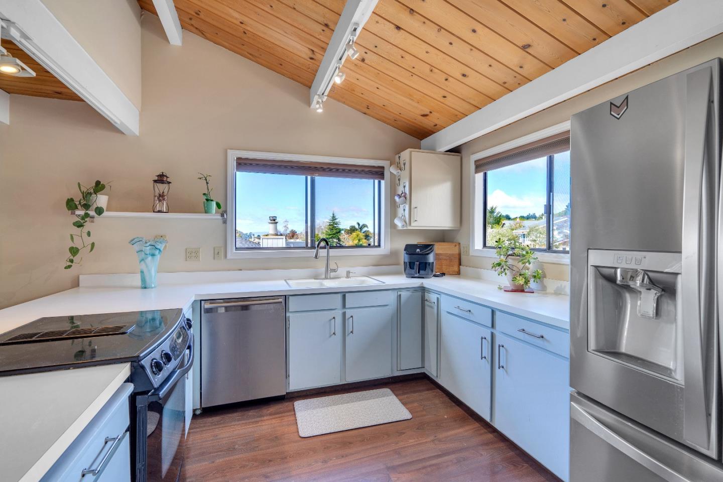 Detail Gallery Image 33 of 79 For 2058 Seascape Blvd, Aptos,  CA 95003 - 2 Beds | 2/1 Baths