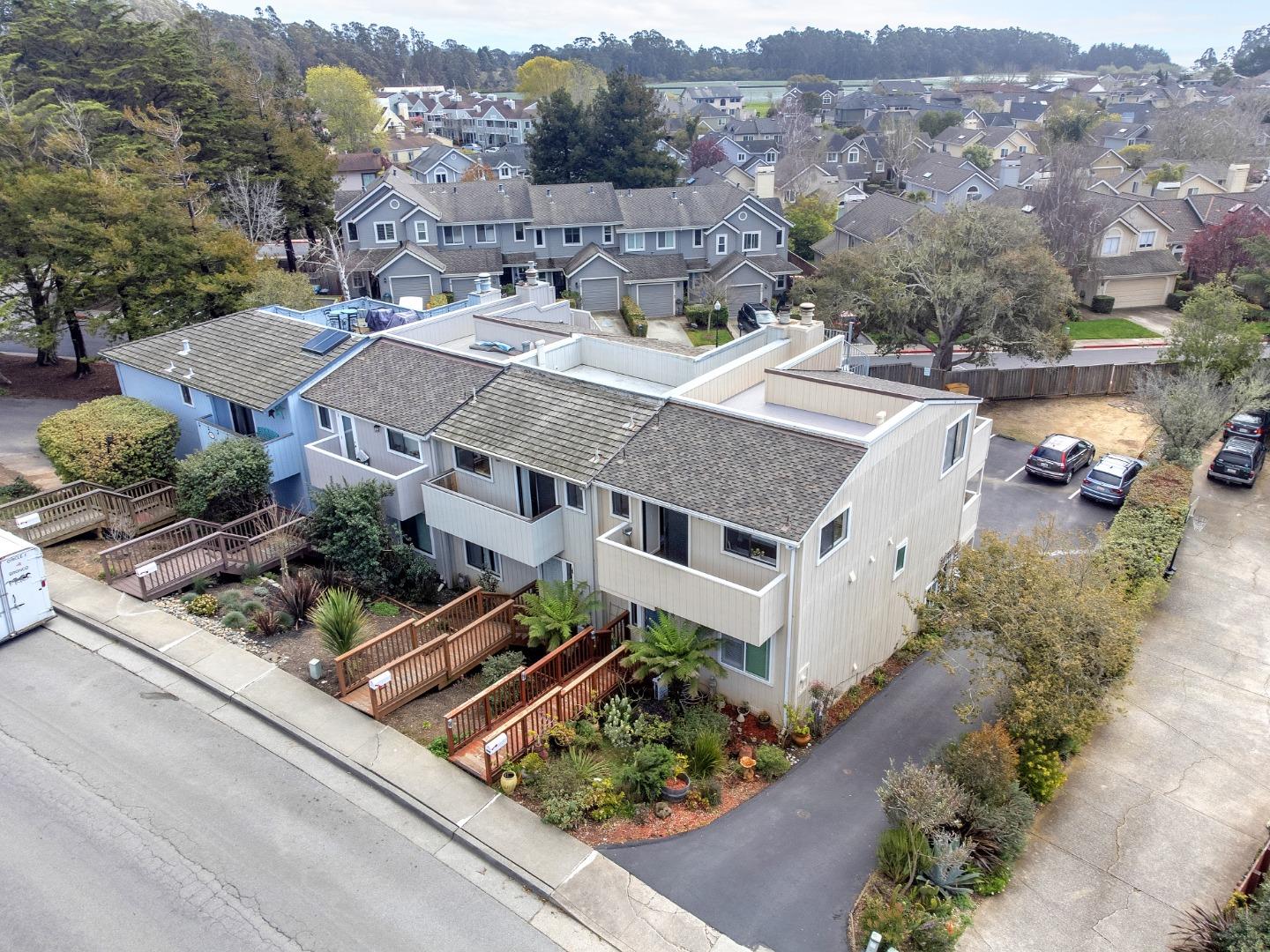 Detail Gallery Image 71 of 79 For 2058 Seascape Blvd, Aptos,  CA 95003 - 2 Beds | 2/1 Baths