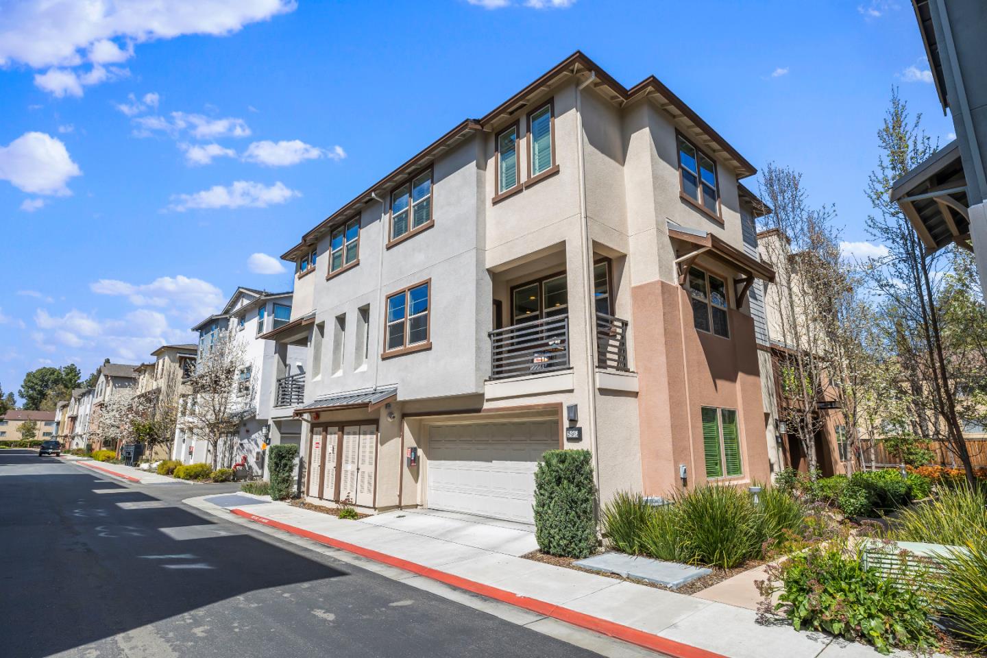 Detail Gallery Image 1 of 1 For 2945 via Roma Pl #33,  Santa Clara,  CA 95051 - 2 Beds | 2/1 Baths