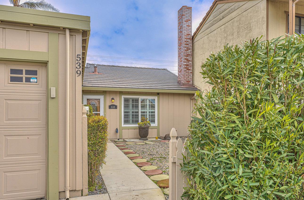 Detail Gallery Image 1 of 1 For 539 Stockton St, Salinas,  CA 93907 - 2 Beds | 1 Baths