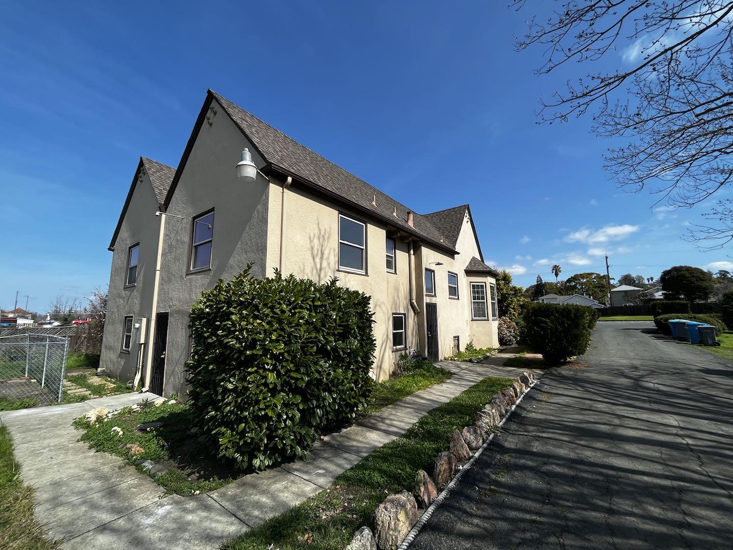 1535 Broadway St, Vallejo, CA 94590 Beds Baths (Active