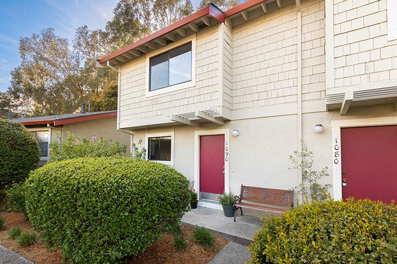 Detail Gallery Image 1 of 1 For 1090 Whitewater Cv, Santa Cruz,  CA 95062 - 2 Beds | 1 Baths