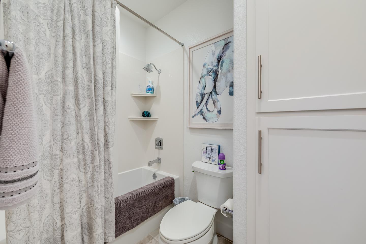 Detail Gallery Image 40 of 55 For 2601 Sandy Clay Ln, Marina,  CA 93933 - 3 Beds | 2/1 Baths